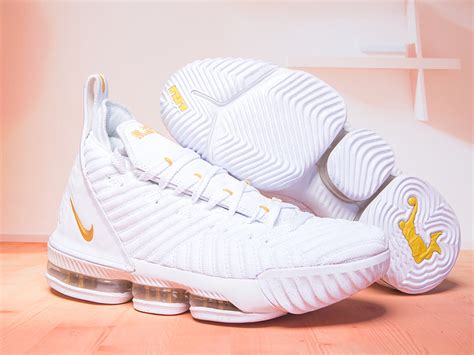 nike lebron 16 weiß|lebron 16 for sale.